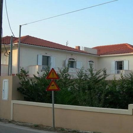 Theasis House Apartment Khelmata Bagian luar foto